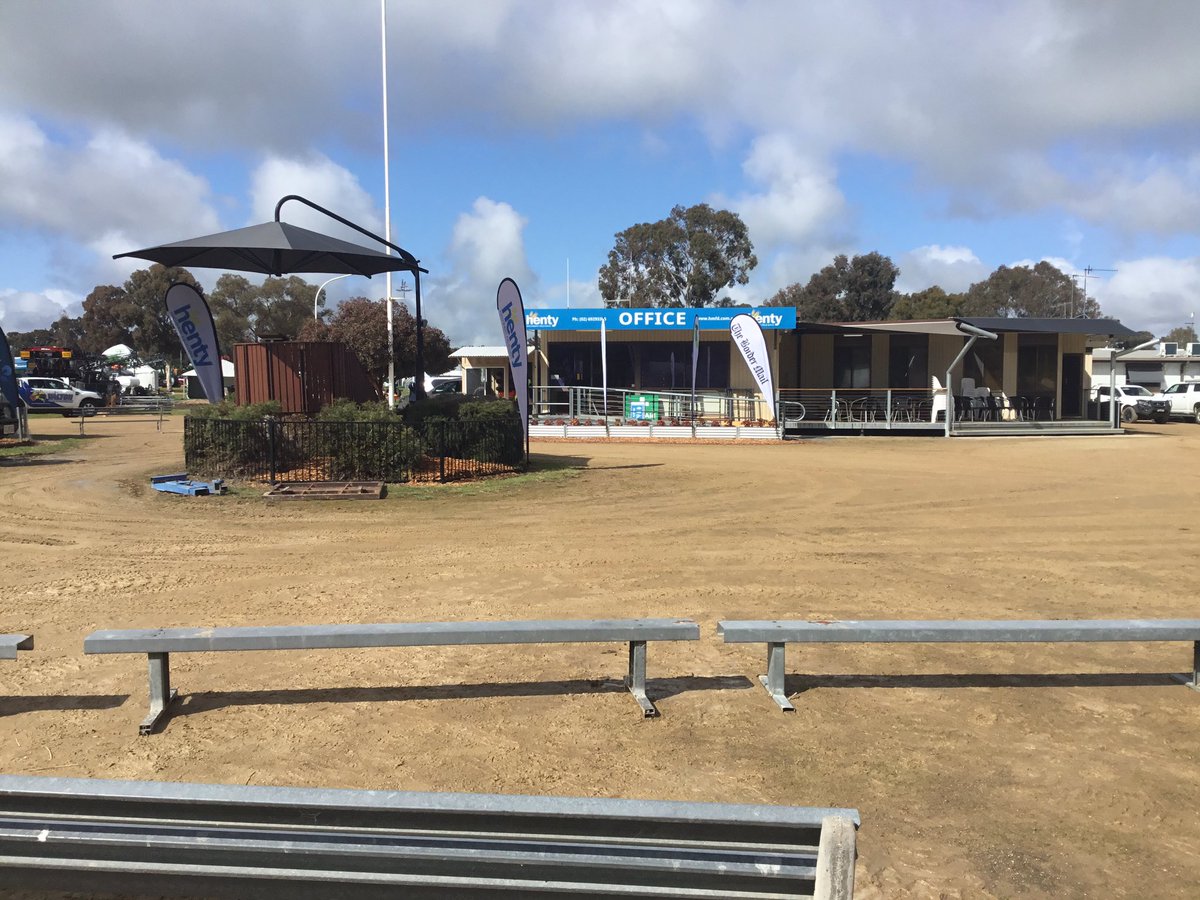 HentyMachineryFieldDays tweet media