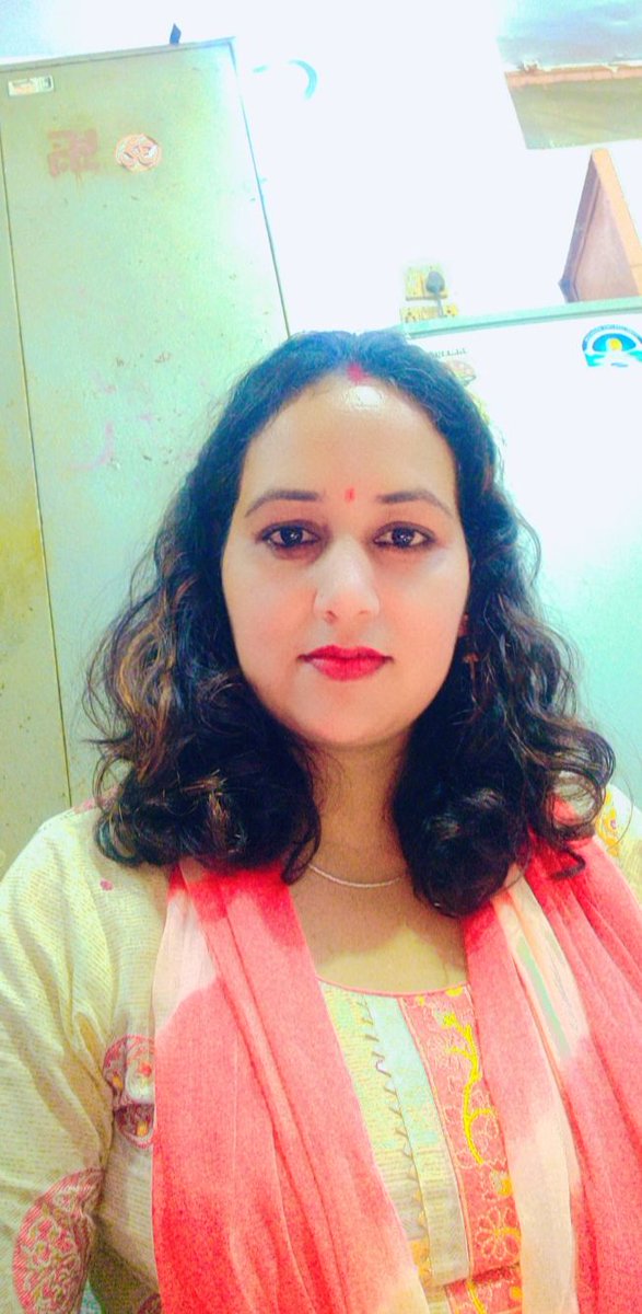 "उत्तम से सर्वोत्तम वही हुआ है, जिसने आलोचनाओं को सुना है और सहा है।"
आगे बढ़ते रहे.... ❤️