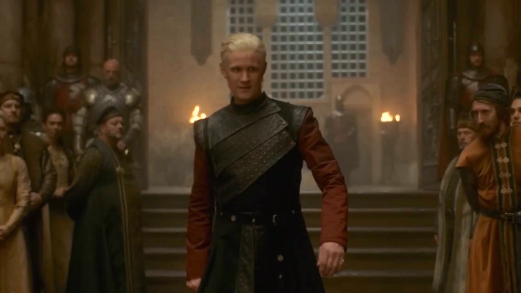 lovsdaemon's tweet photo. "Um cavaleiro elegante e um montador de dragão deve ser o sonho de toda donzela." laena gente como a gente representando o fandom querendo esse homem!! #HouseOfTheDragon https://t.co/SAStMlrwso