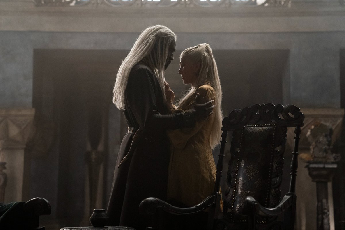 En un mundo de matrimonios de apariencias,existen ellos .
La verdadera historia de amor de Westeros 

#HouseoftheDragon