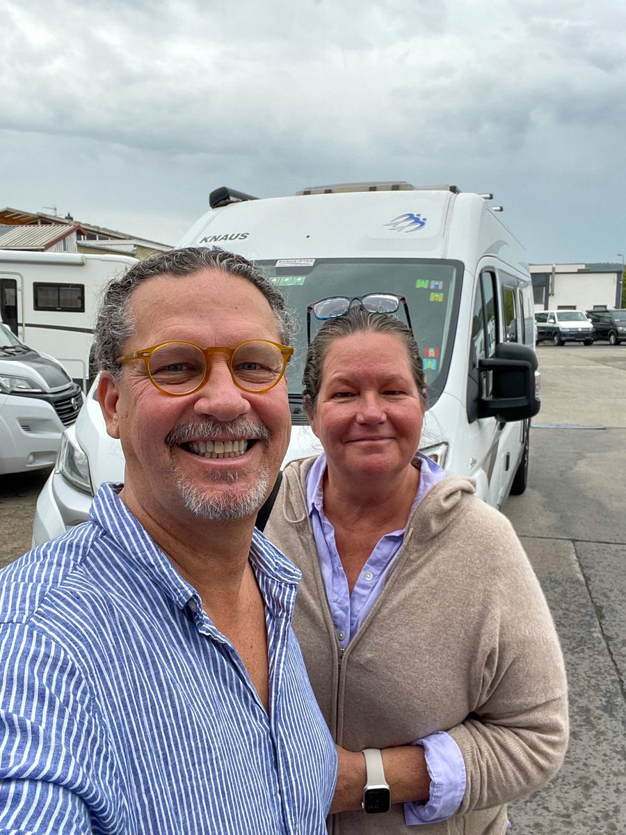 We did a thing!
#vanlife #knausindahaus