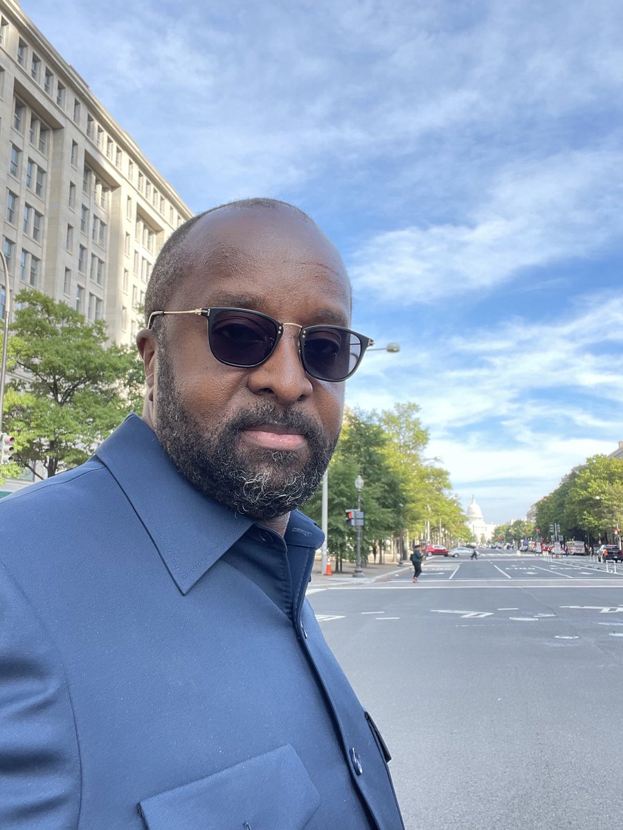 Remercier Dieu pour le souffle de vie. 
Tout est grâce : la santé, la famille, l’amitié, l’amour.
Donnez moi la force d’en donner et d’en disposer.