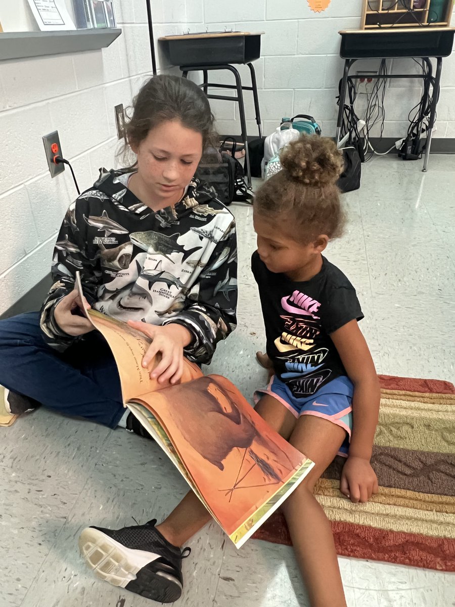 GreatDayatSJ's tweet photo. Fifth graders from Ms. Krebs's class and pre-k students from Ms. Blalock's class met for their first "reading buddies" session.  The 5th graders enjoyed sharing books with their new pre-k friends.  #greatdayatsj #successatjcss https://t.co/yrXktWSKgV
