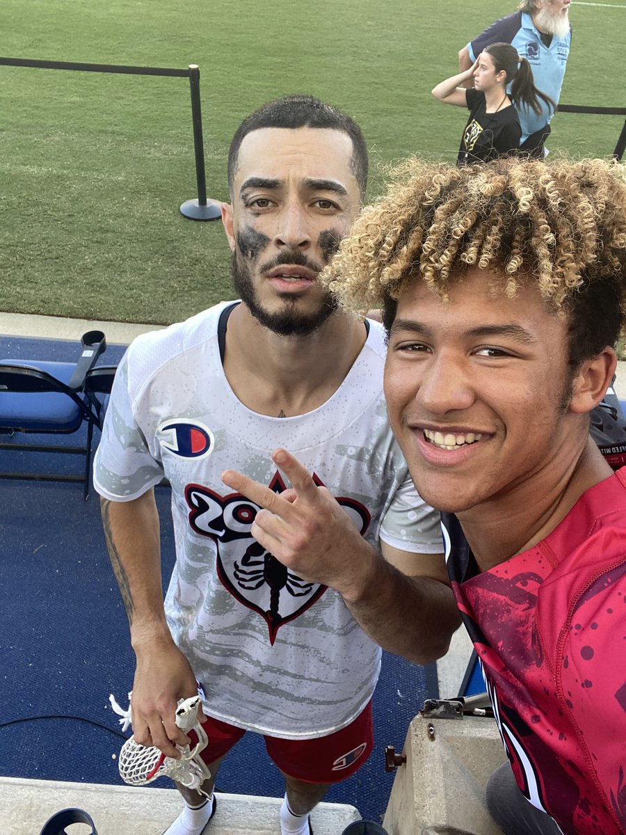 05Landyn's tweet photo. I GOT @Joshbyrne94 BROKEN STICKKKK at the PLL championship game!!!!!Best dayyyy offf my lifeeeeeee! C-H~A-O-S  ‘AOS ‘AOS ‘AOS! 2 for #22!!!! https://t.co/8qsIIuKWqd