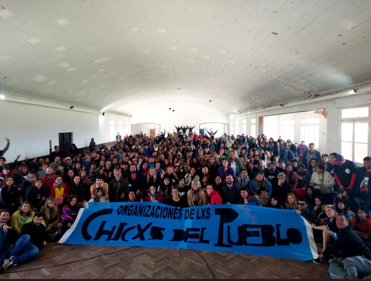chicxsdelpueblo's tweet photo. Vamos a bajar la edad de nuestras prioridades políticas. 
Vamos a poner #LaNiñezEnAgenda

#Adolescencia
#juventud #comunidad https://t.co/0r4PWHLY2N