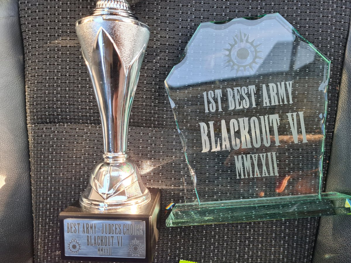 Slowpainterloz's tweet photo. Pleased to win judge's choice Best Army and to come first for players' choice at Blackout VI especially given the quality of @Fluffhammer and @TimJackPearce's armies - congrats both.  @the_black_sun thanks for a great event. 5 great varied games @#warhammercommunity #warmongers https://t.co/oq8PyO7DZS