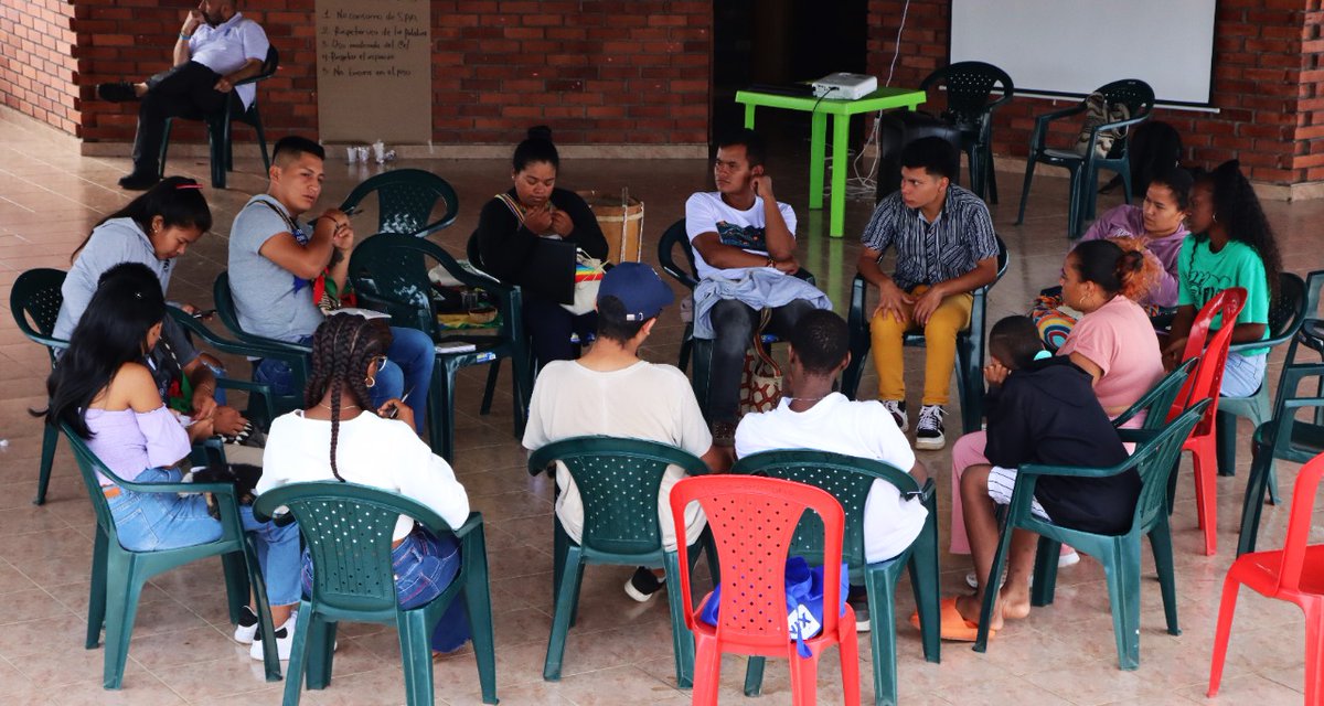 PnudColombia's tweet photo. Tamboras y guitarras llenaron de energía la Juntanza de Juventudes caucanas para la participación y la construcción de paz
Congregadas en Santander de Quilichao, liderazgos indígenas, afro, campesinos y urbanos concertaron agendas para el desarrollo regional y el diálogo nacional https://t.co/pyMFV5ChSd