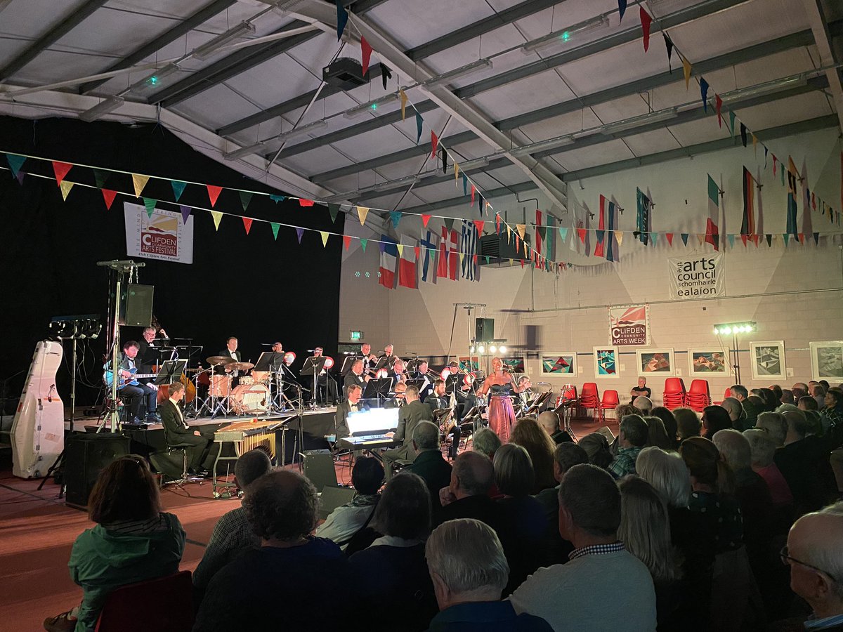 Very special evening at <a href="/clifdenartsfest/">Clifden Arts Fest</a> - thank you for having us! With Dana Masters and <a href="/cormagiomusic/">CormacMcCarthy</a>
