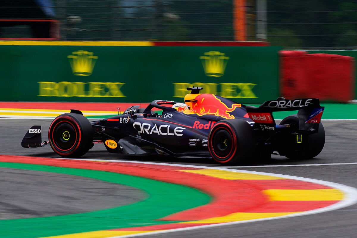 Yes Come on finally a good result in <a href="/JSRF1League/">JSR F1 League</a> after a lot of bad races finally A win p4 to p1 was a crazy race at the end rain but thanks to my 🐐 teammate <a href="/watermeloen112/">dani</a> he helped me told me to stay out it worked Finally back on the top Spot 🥇