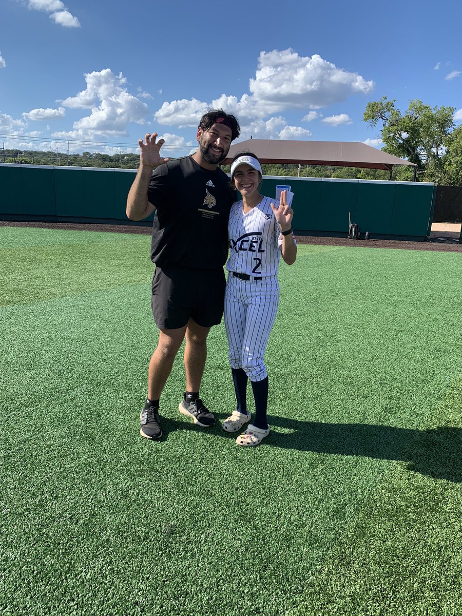 cori_beth's tweet photo. Great camp at Texas State, thank you @TXStateSoftball! Eat ‘em up! https://t.co/d1fGcvEmba