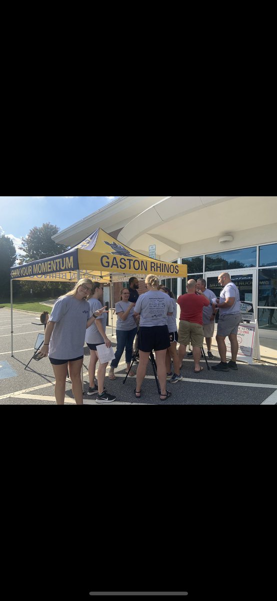CoachJRosser's tweet photo. It was fun helping  @JenSNichols2018 with “Race to Educate sponsored by the Lincoln County Rotary”. Lots of smiles @jessiebeck_12 and I enjoyed Collaborating and partnering with you today. @gcrhinos @GCRhinosBB @gaston_softball #rhinostrong 🦏’s 🏀X🥎 https://t.co/XPRjosUwbo