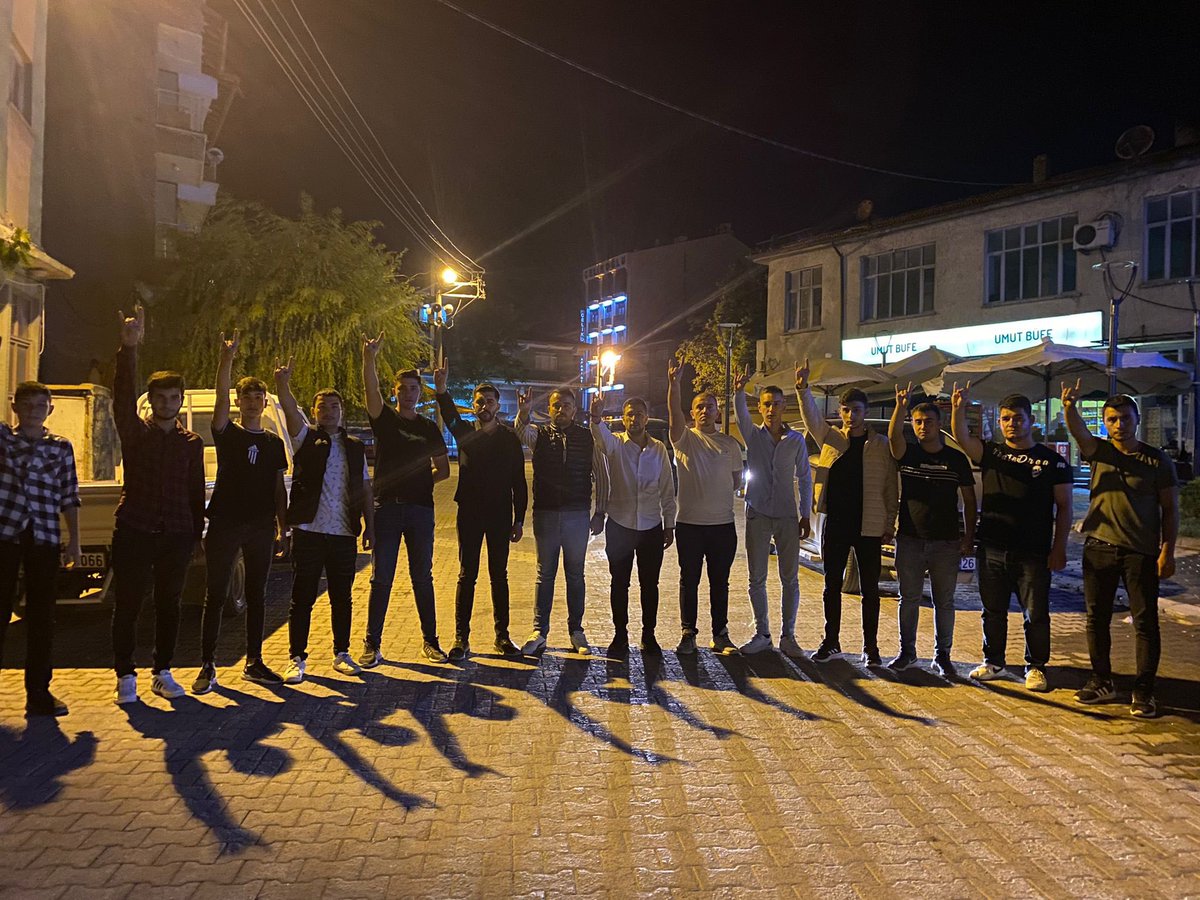 🇹🇷 Emirdağ Ocak Başkanımız Ahmet Mazıbaş ve Yönetim Kurulu Üyelerine misafirperverliklerinden dolayı teşekkür ederiz.