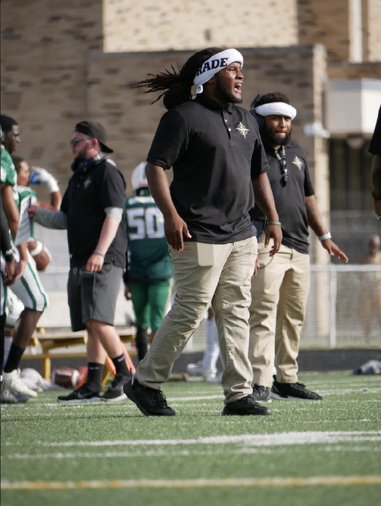 coachwoo3's tweet photo. Love what you do!! Do what you love!! Chasing A Legacy!! #year2 #libertyprep #freedmen #dbcoach #dbu #noflyzone #dbu #postgrad https://t.co/lsTUjob1Zb