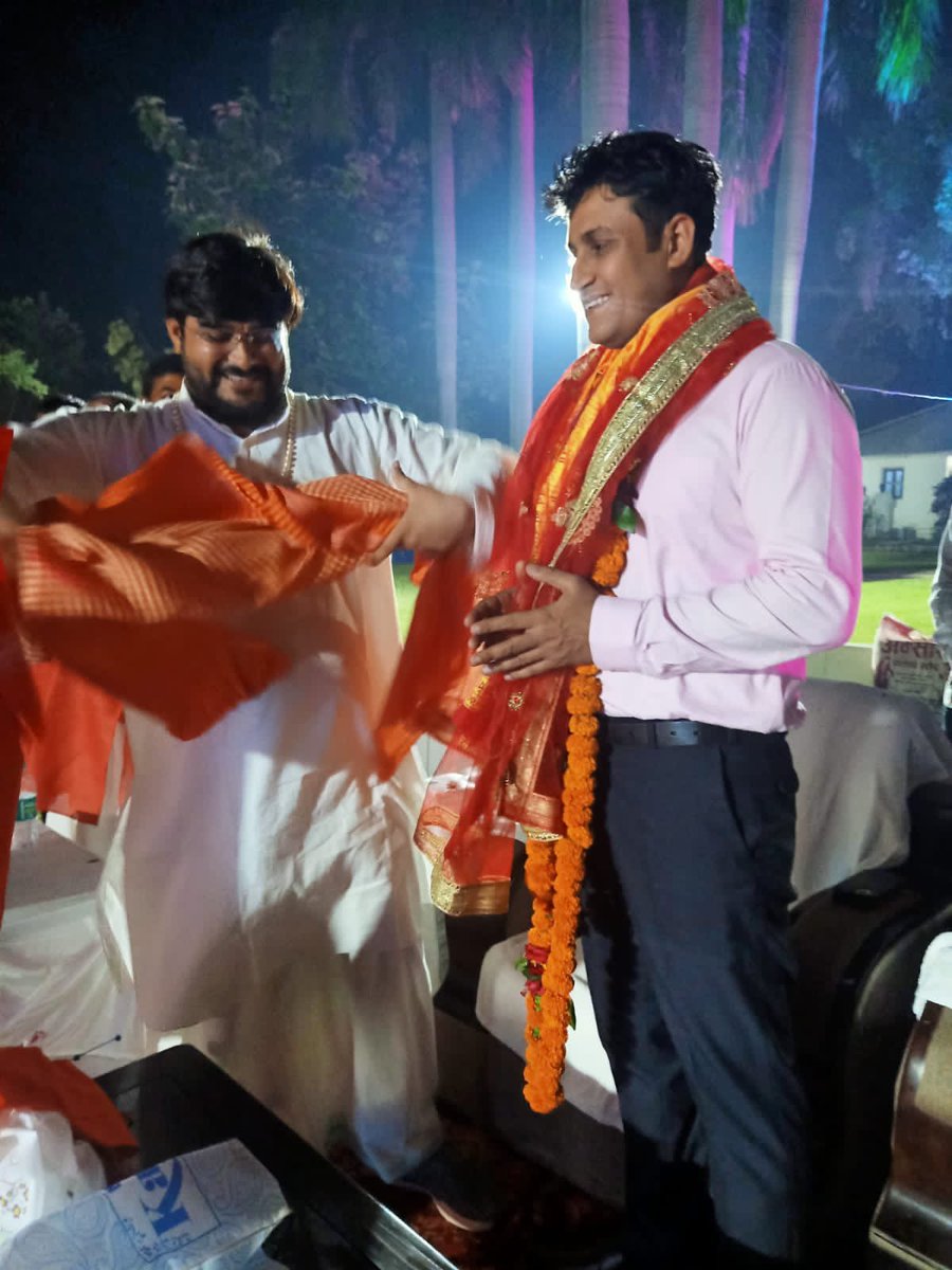 IPS_SantoshM's tweet photo. Thank You All For Birthday Wishes.  Birthday celebrations at S.P Residence #Mirzapur https://t.co/WgeoWkFwMO
