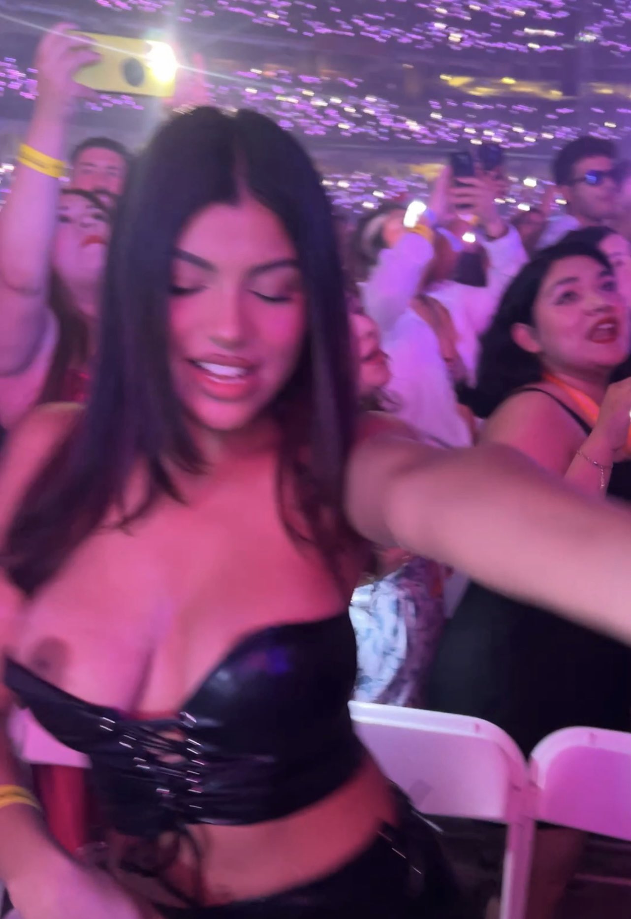 The Avocado Thottie Leak: A Scandal Unfolds - oduci4w