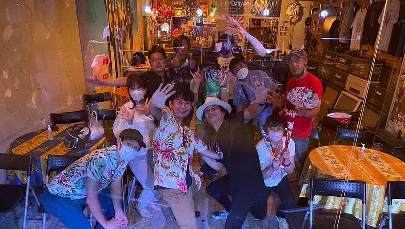 OutBunny's tweet photo. @Sumatra_Tiger 
@sadahika 
#共同企画
#兵庫vs広島
#acousticlive
#ありがとう広島
#熱い夜でした https://t.co/kJQ3cUvUWJ