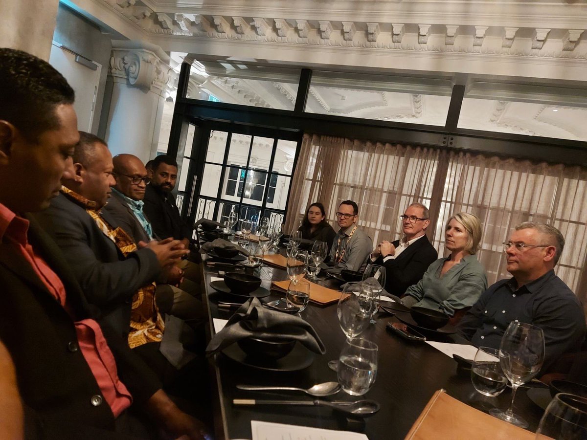 VUVALE 📍 The 🇫🇯 delegation led by Hon. @ISeruiratu & Hon. @JoneUsamate held a very fruitful meeting with an 🇦🇺 team led by Minister for Emergency Management Hon. @MurrayWatt during a bilateral dinner in Brisbane last night ahead of the #APMCDRR which begins today. 🇫🇯🤝🇦🇺