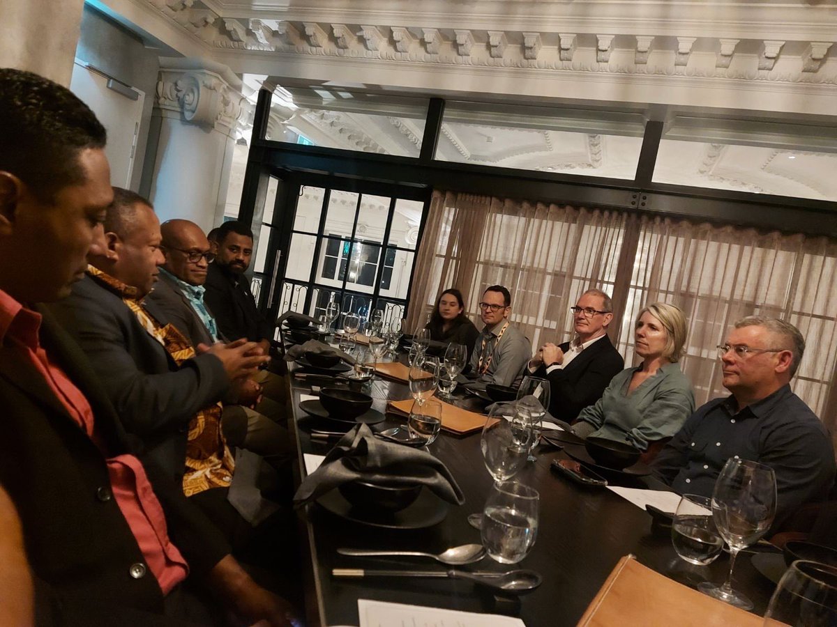 VUVALE 📍

The 🇫🇯 delegation led by Hon. <a href="/ISeruiratu/">iliavi seruiratu</a> &amp; Hon. <a href="/JoneUsamate/">Jone Usamate</a>
 held a very fruitful meeting with an 🇦🇺 team led by Minister for Emergency Management Hon. <a href="/MurrayWatt/">Senator Murray Watt</a> during a bilateral dinner in Brisbane last night ahead of the #APMCDRR which begins today.

🇫🇯🤝🇦🇺