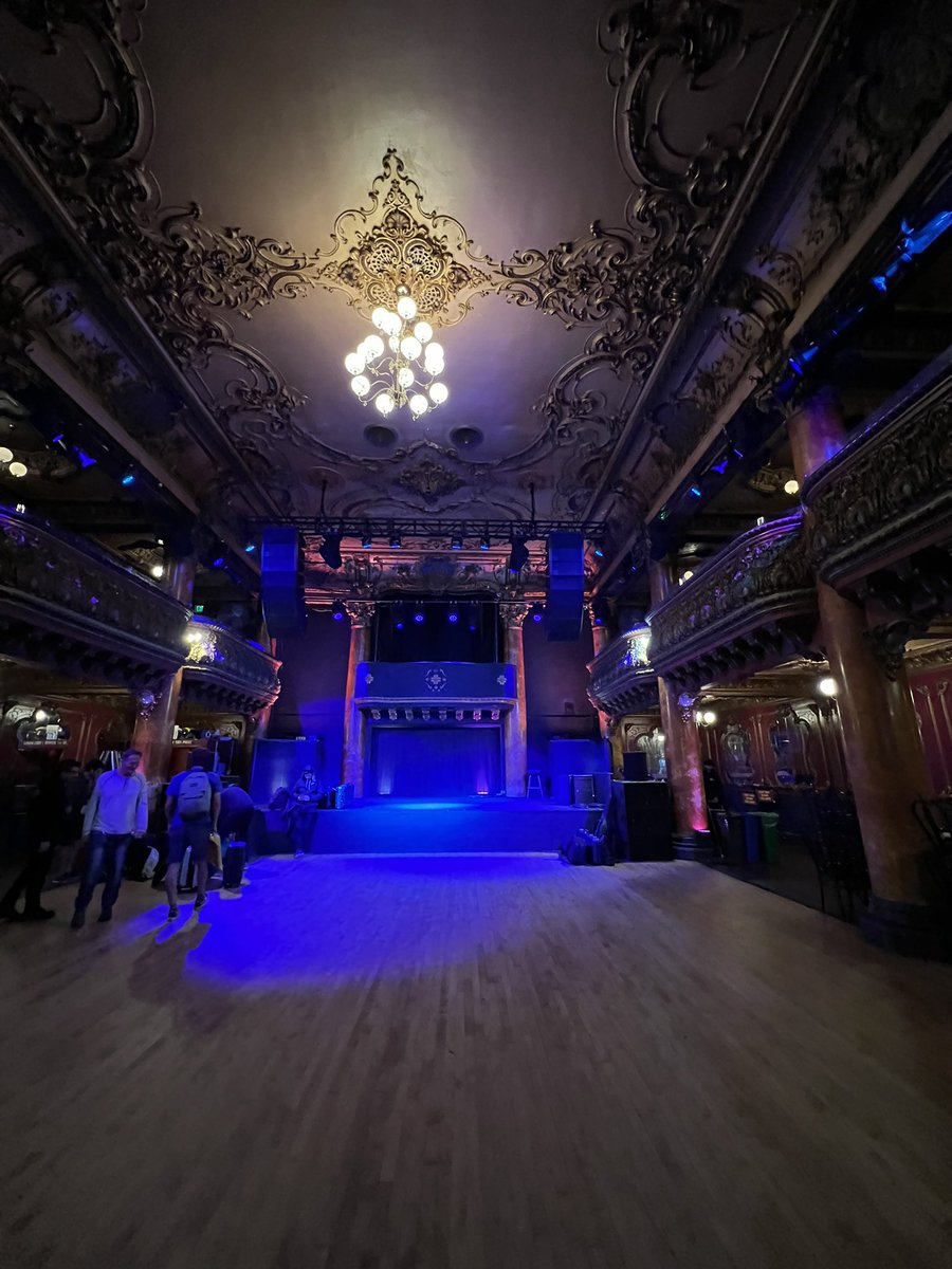 ElMato's tweet photo. Llegamos a San Francisco. Esta noche en el Great American Music Hall https://t.co/Mbm0zpKI5t