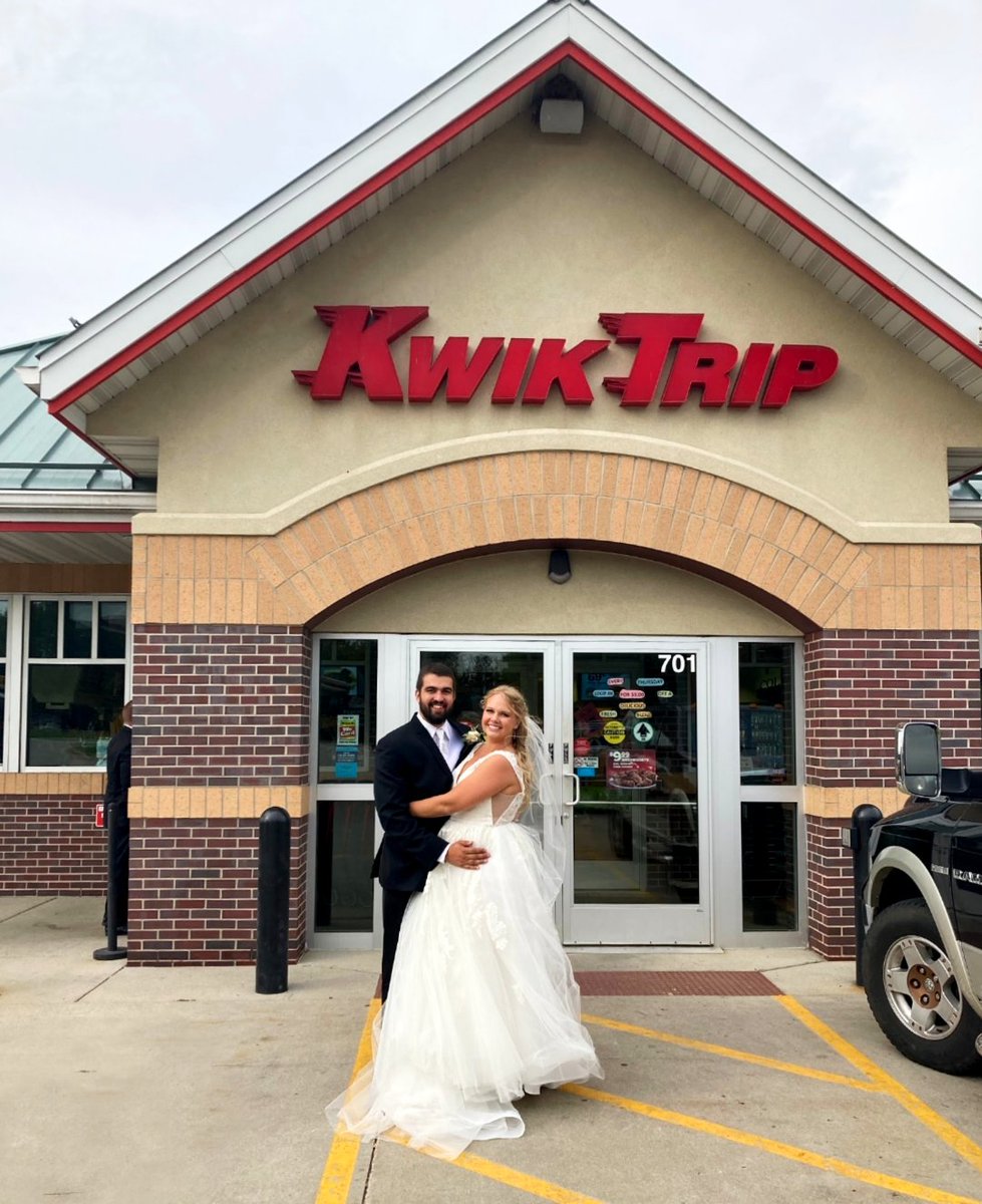 post mal-asch'lye tweet media