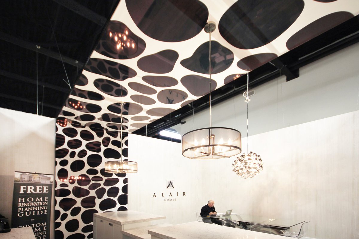 Laqfoil's tweet image. The possibilities of stretch ceilings will make a huge impact on your business 💪
⠀
Interior design options can range from simple flat ceilings, curved, domed or Circular ceilings in a wide range of colours and finishes 👀
#ledlighting #stretchceiling #printedceiling #design