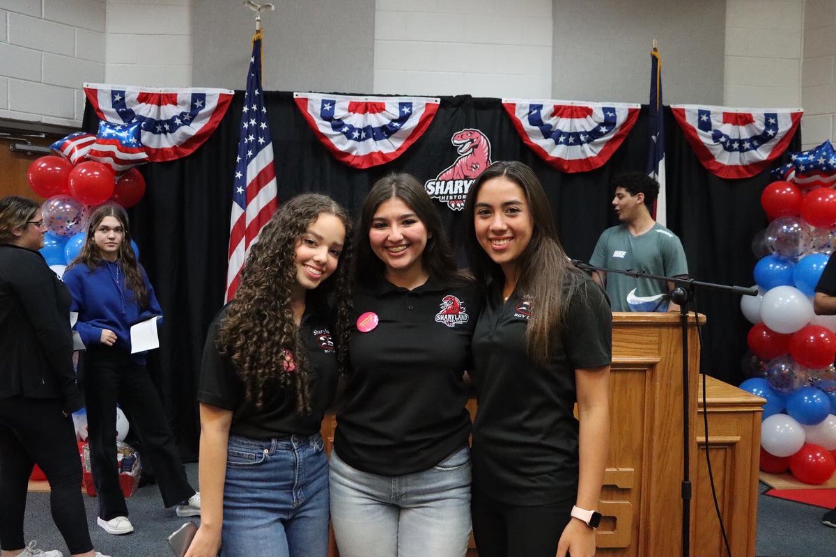 SharyHistClub's tweet photo. Celebrating Constitution Day! 🇺🇸 https://t.co/riRVt6KWqB
