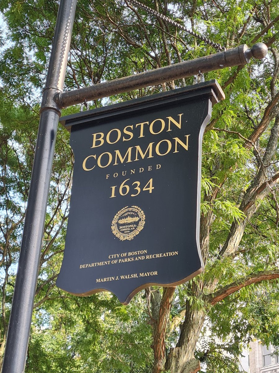 Hey_Jude71's tweet photo. And so it begins... #BostonintheFall #Boston #belatedbirthdaytrip https://t.co/sz7DbXG4ol