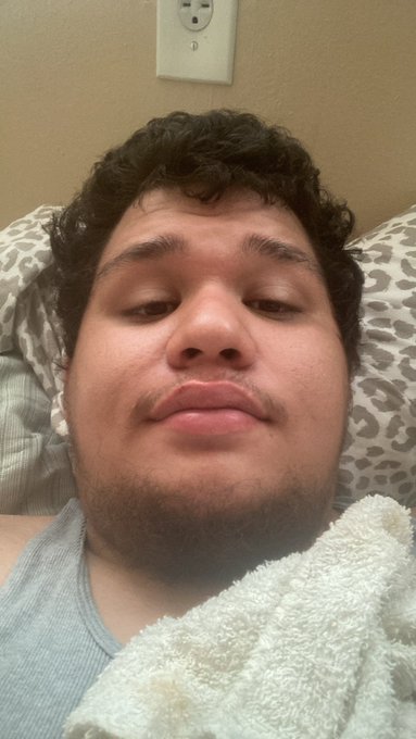 In bed trying to figure out how to leave this shit hole https://t.co/SWmYuYSER0<a href="/tag/newprofilepic"class="tags"><span>#newprofilepic</span></a>