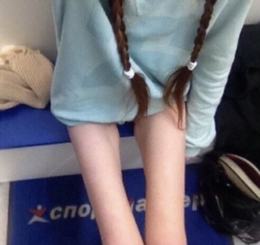 bambi . ⭐ tweet media