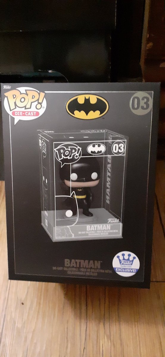Grace15sa's tweet photo. And today's addition to the ever growing #FunkoPops .....
#DieCastBatman https://t.co/2kj6MUJN6u