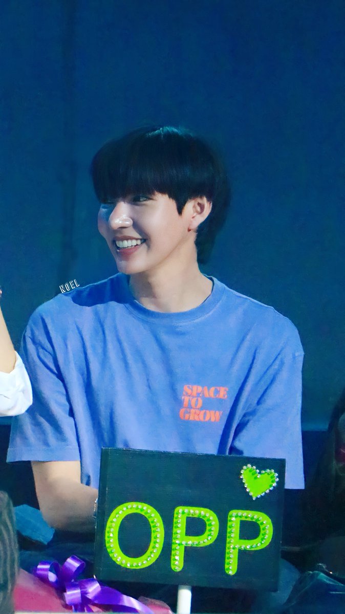 Looknam_1707's tweet photo. 220917
พบคนน่ารัก 1 อัตราค่ะ ให้ทำไรก้อทำน่ารักไปหมด 📸🥰😍~~พี่นัท
@nuttwitsarut
#nuttwsr
#oppnut https://t.co/fjAu2mynFv