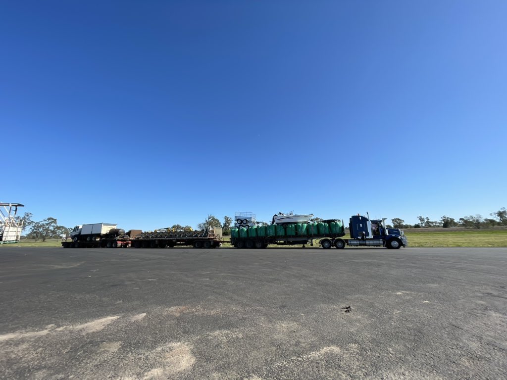 And where off on another wa service/RNR trip delivering toys, machinery and the very precious urea. Stay tuned for more #shishowhaulage updates.  Cheers and have a good week.