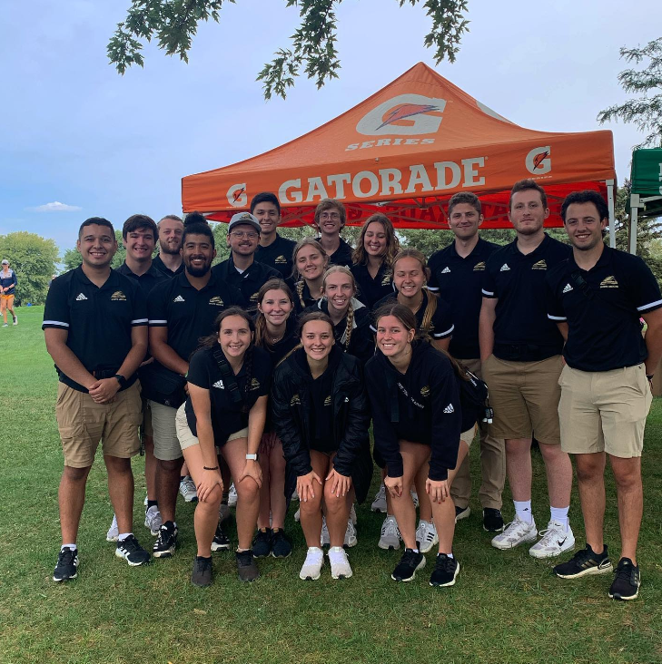 nwuatprogram's tweet photo. These AT students did an AMAZING job covering this years Greeno/Dirksen Cross Country meet. Over 800 athletes crossed the finish line at this years meet! https://t.co/9bXonD5x4Y