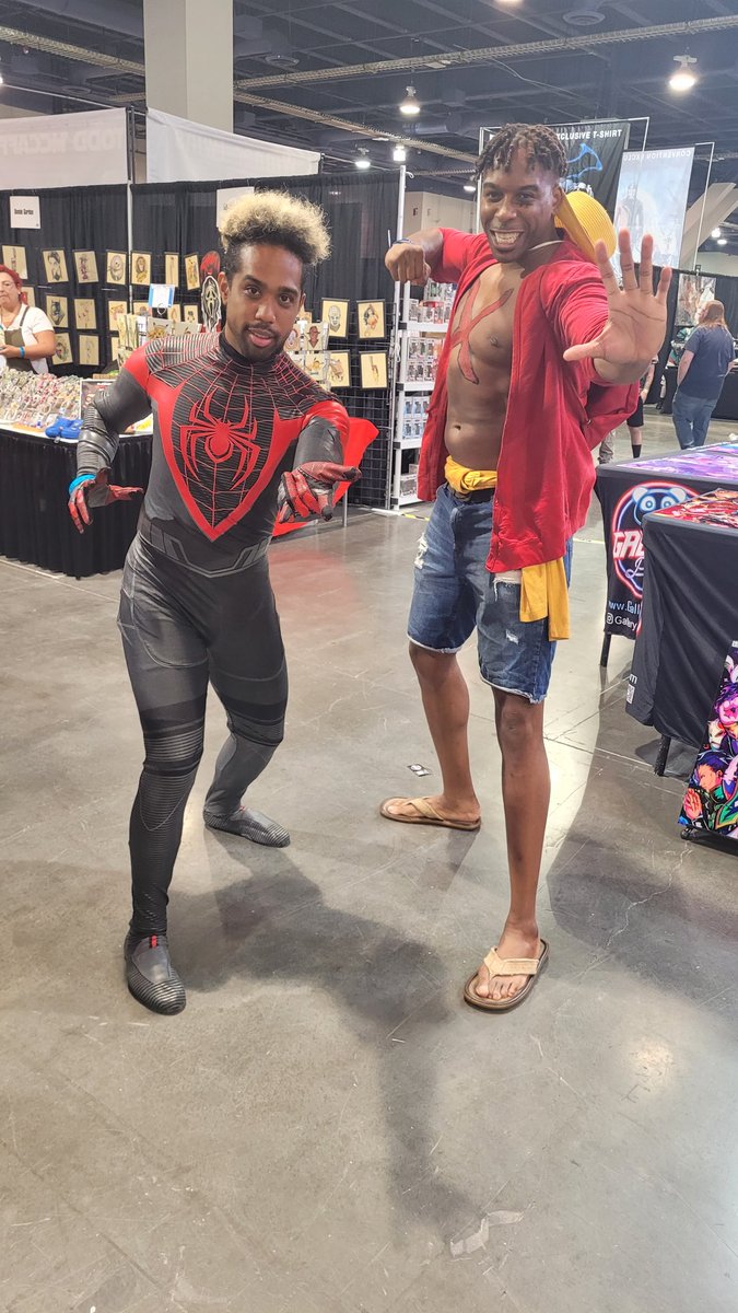 wendellwpii's tweet photo. #AmazingCon was awesome..I brought my Luffy out for day 1!! 
.
.
#lasvegas #whathappensinvegas #staysinvegas #onepiece #luffycosplay #luffy #cosplayisforeveryone https://t.co/4KDnpmiiFg