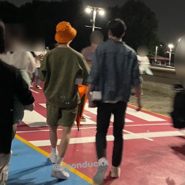 nayeon, beomgyu, soobin, jungkook and j-hope attending to jieun’s concert this is so cute 🥹🫶