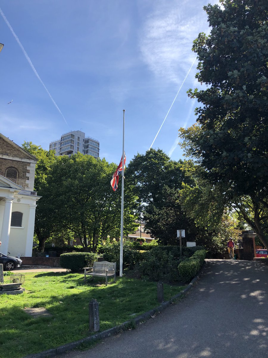 StMarysBatBells's tweet photo. #Sunday Morning…#MuffledBells #BellRinging #StMarysBattersea  #BellRingers #QueenElizabeth https://t.co/r2372s8Bor