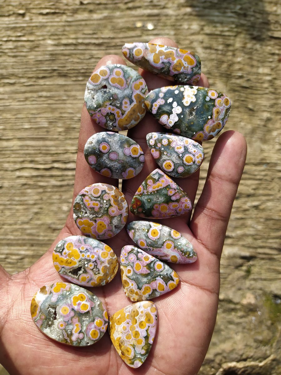 BramSasmitha's tweet photo. Available for sale
River Jasper
$10/pieces minimum purchase 10pieces
Payment via paypal
#riverjasper #oceanjasper #Jasper #jewelrydesigner #jewellery https://t.co/xRZOR05QDf