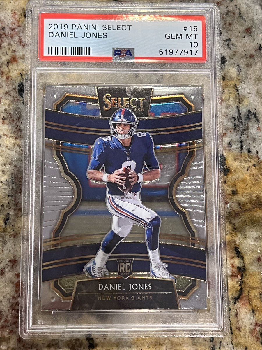 blezsportscards's tweet photo. Sblez is so excited that the giants are 2-0 so he decided to give away this Dimes PSA 10 to one lucky Retweeter! Everyone in this industry needs to RETWEET! https://t.co/1nCA2Cqch0