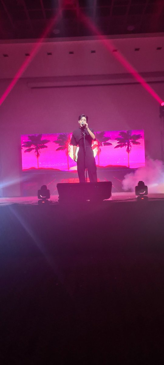 jupiter_kpop's tweet photo. Kim Woojin in Rio 💙🐻
18.09.2022
#kimwoojinworldtour #woojin #kimwoojininrio #kpop https://t.co/OoNnqAA2g3