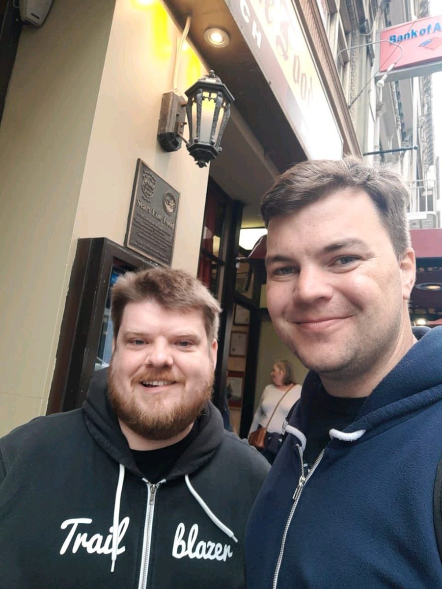 Great start to the #Dreamforce festivities … and #DF22 is still over a day away! #Salesforce #Trailblazers #TrailblazerCommunity