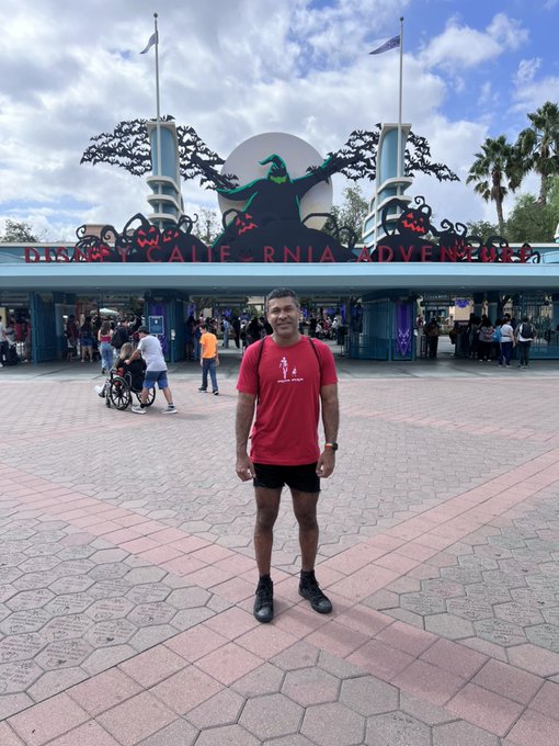 1 pic. Day 2 of Gay Days at Anaheim CA and I’m park-hopping between California Adventure and Disneyland
