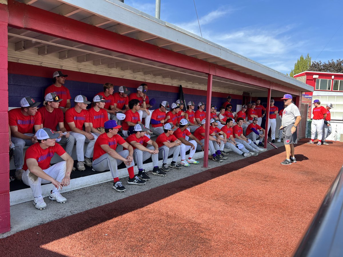 linfieldbsb's tweet photo. Fall Camp, day one. 😾⚾️ https://t.co/7Msc6aTYgv