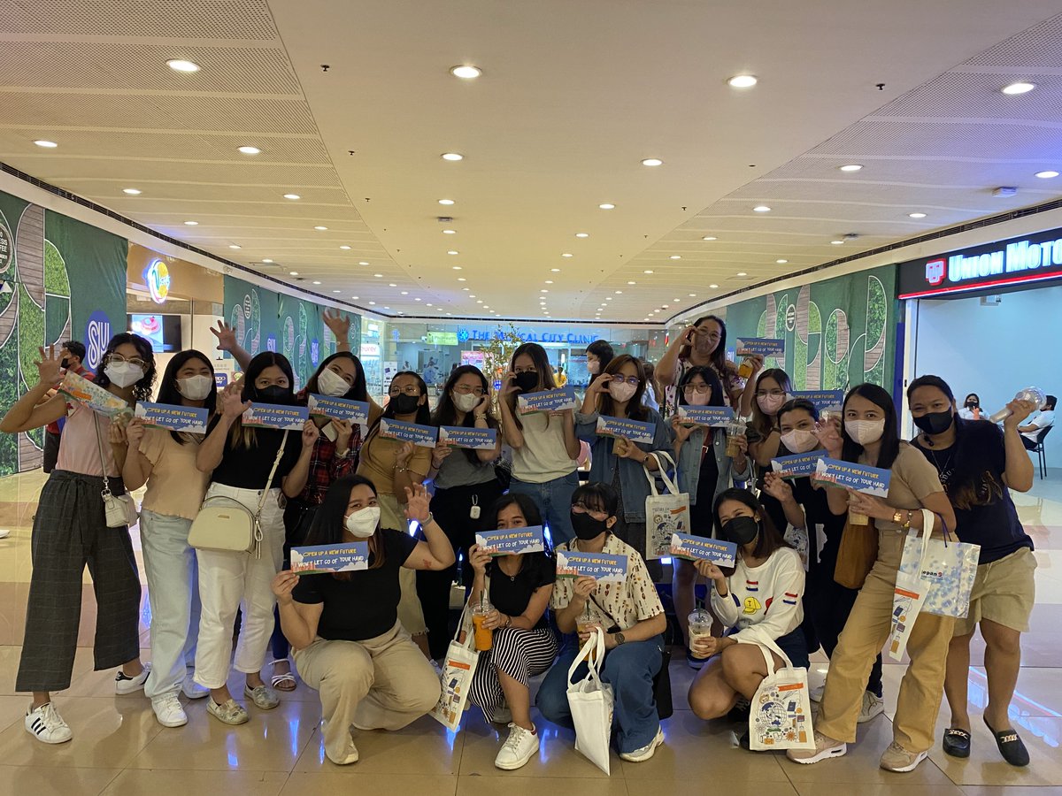 jejemakochan's tweet photo. Thank you QC Carats! Despite the mishap ni cafe, napush pa rin. Thank you din sa mga participants who patiently waited lalo na sa Batch 2-3! We hope everyone had a blast! Maraming maraning salamat po! 🫶💎

#SectorPH 
#SectorQZT
@CaratLandPH @seventeenphil @mingguhaeee @yelbtsvt https://t.co/a3SMbJiXEA