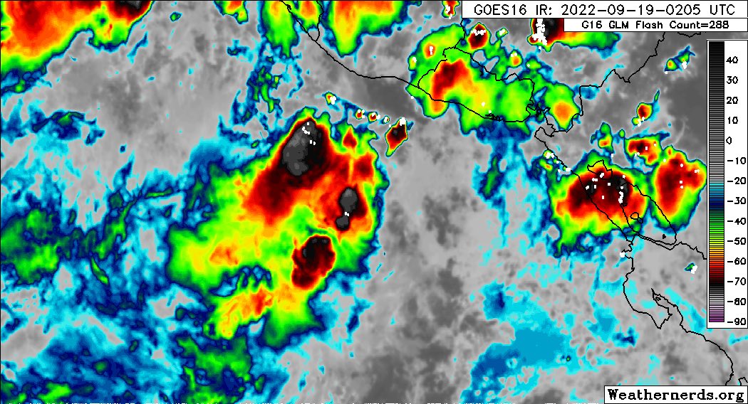 SkyAlertStorm's tweet photo. ⚠���Nueva perturbación (posible #96E) se formó al sur de Guatemala, la cual tenderá a moverse al noroeste↖️ con un lento desarrollo, aproximándose al Golfo de Tehuantepec.

Independiente de su evolución, favorecerá lluvias 🌧️ en el sur de #México en los próximos días.

Pendientes‼️ https://t.co/r7yrtt2cC8
