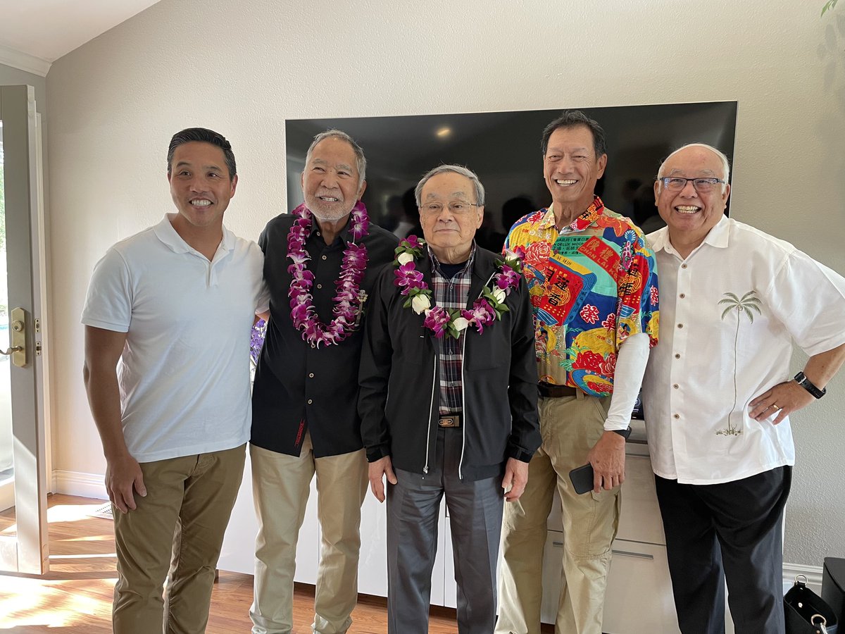 curtisskim's tweet photo. Great lunch honoring retired ABC Correspondent/Anchor Ken Kashiwahara. Pictured with Ryan Yamamoto, Lloyd LaCuesta, Kashiwahara, Lonnie Wong and Curtiss Kim. https://t.co/YolR08RKx9