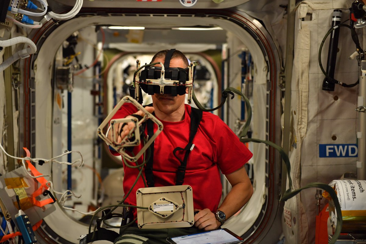 “Set Phasers to STUN!” Actually we’re performing an @ESA experiment called GRASP. It uses virtual reality on @Space_Station to research whether the lack of gravity affects motor control and/or hand-eye coordination.