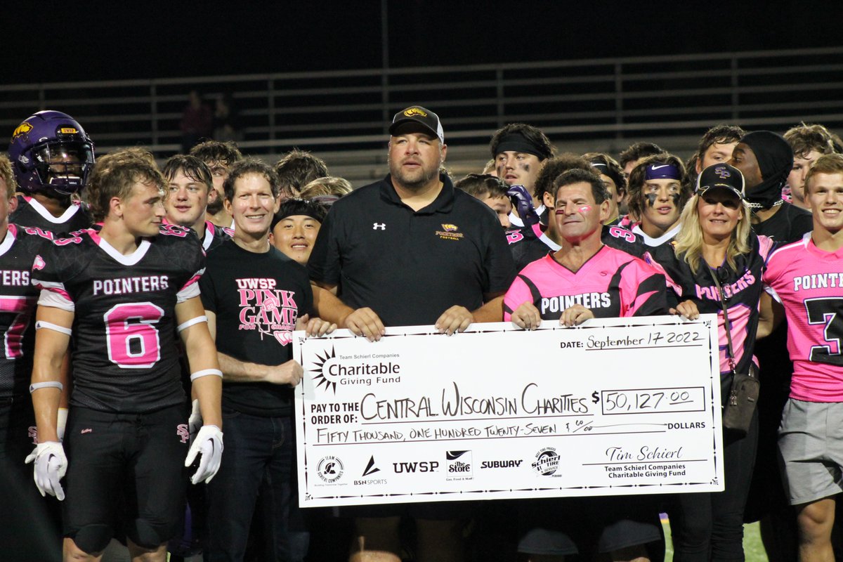 Yesterday was a success!
Thank you for everyone that came out to support and helping in our fight against cancer.

#RollDawgs🦴