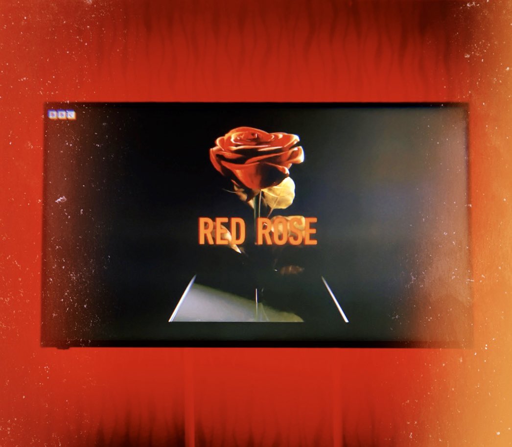 shekeepsmeewarm's tweet photo. 10/10! ππ» @BBCiPlayer #RedRoseBBC #BBCiPlayer #BingeWorthy #Horror https://t.co/PnKiookP8w