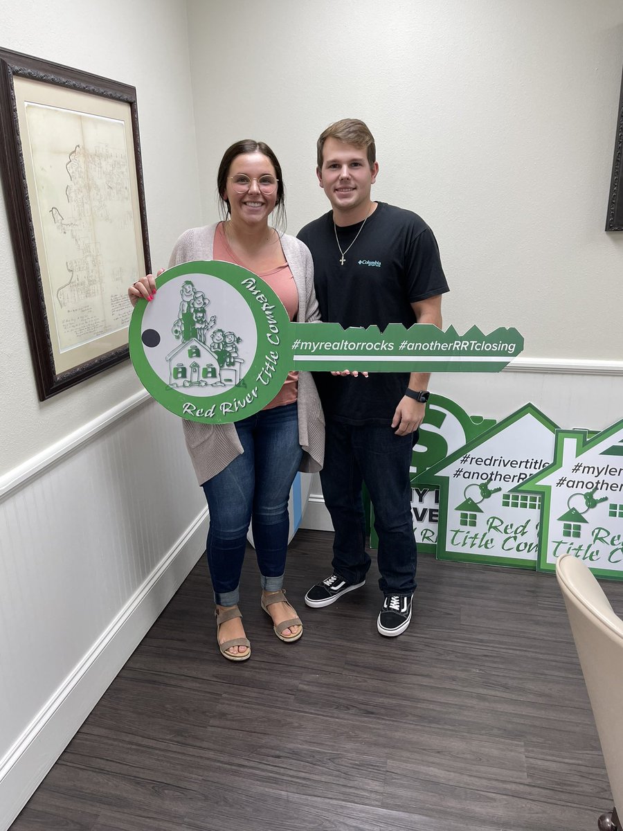 dhall____'s tweet photo. Seven years later and we are officially homeowners, many more memories to come, I love you more than you can ever imagine❤️ https://t.co/dAtKGxMPuJ