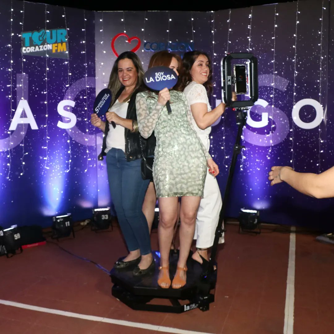 fmcorazon991's tweet photo. ❤️ Esta es la experiencia del #TourCorazon ❤️
.
🥰 Gracias a todas las personas que disfrutaron de llevarse un super recuerdo de su artista favorito @lucas_sugo y haber disfrutado de un show de primer nivel 😍
.
📸 Cristobal Nuñez, @nacion_media https://t.co/KdUlqxP8Tj